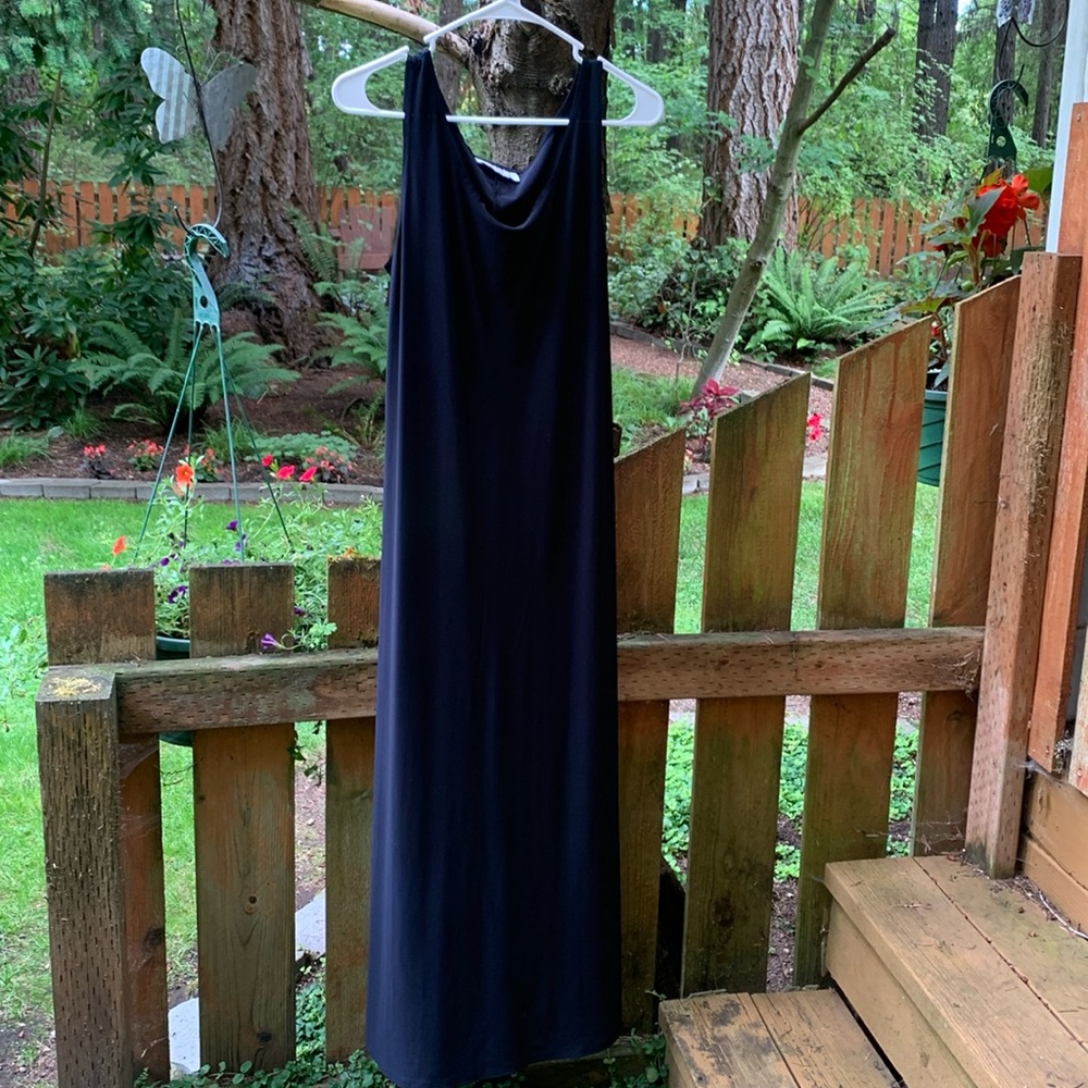 Sag Harbor Basic Black Maxi Dress